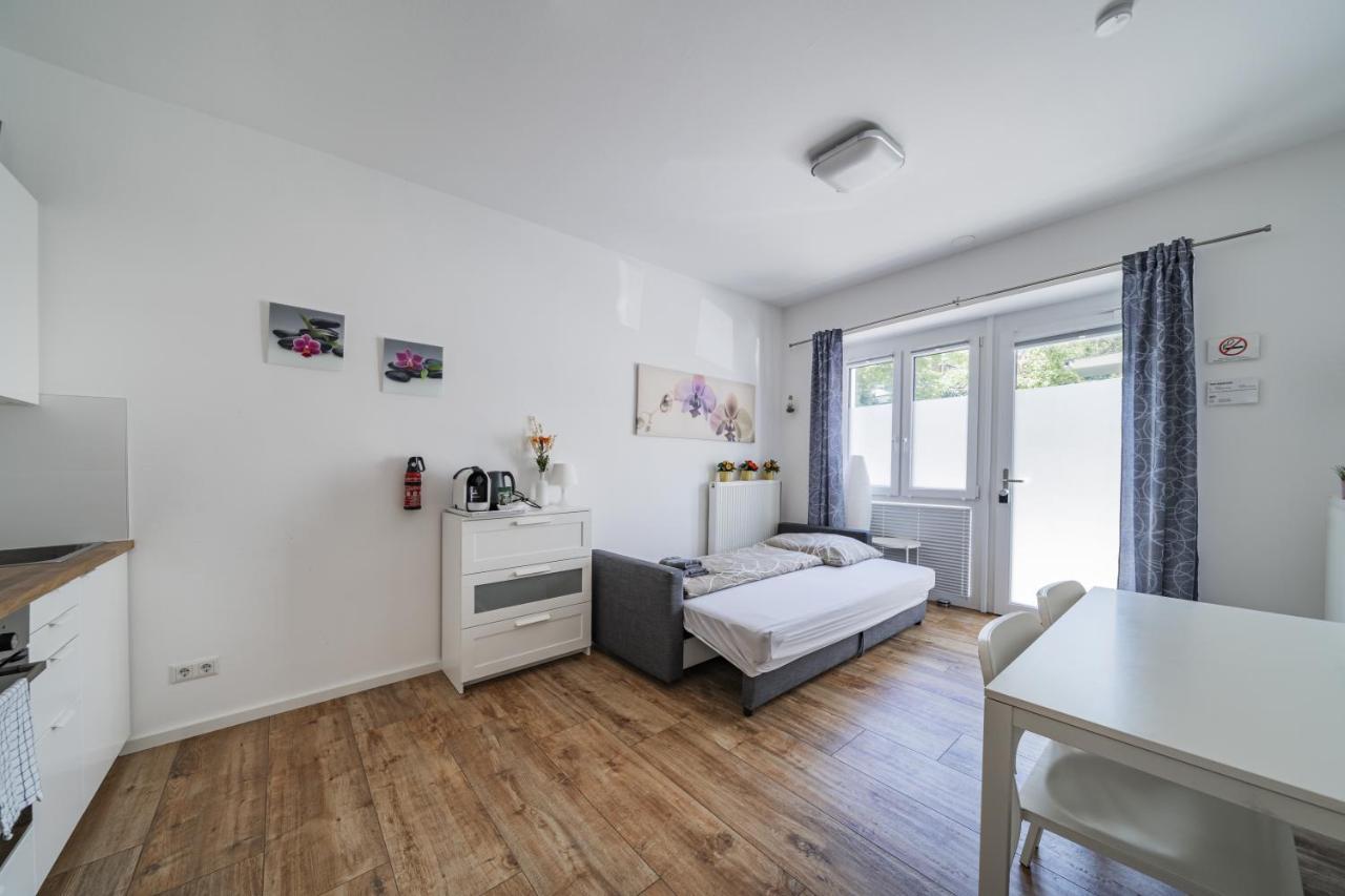 Modernes Appartement Nahe U-Bahn Und Schoenbrunn Wina Bagian luar foto