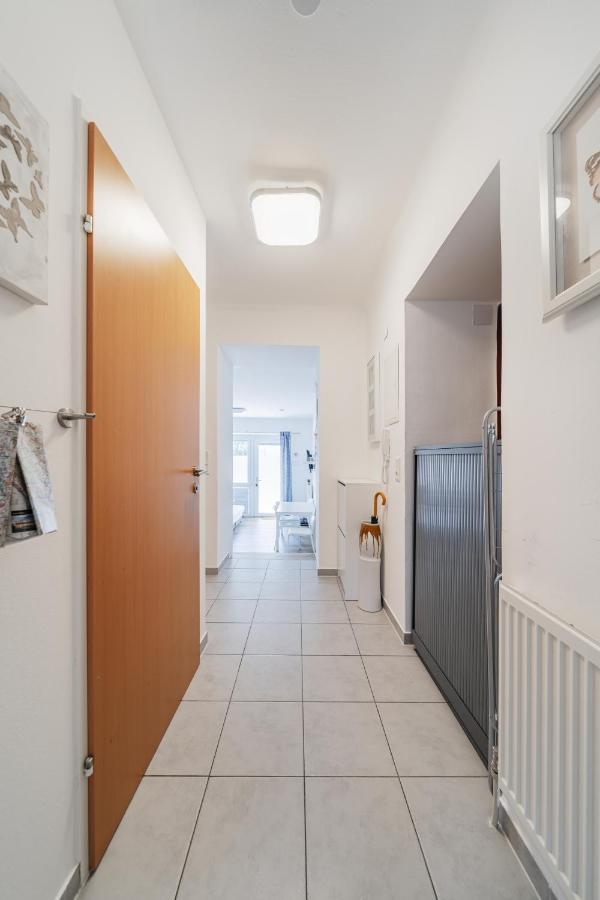 Modernes Appartement Nahe U-Bahn Und Schoenbrunn Wina Bagian luar foto