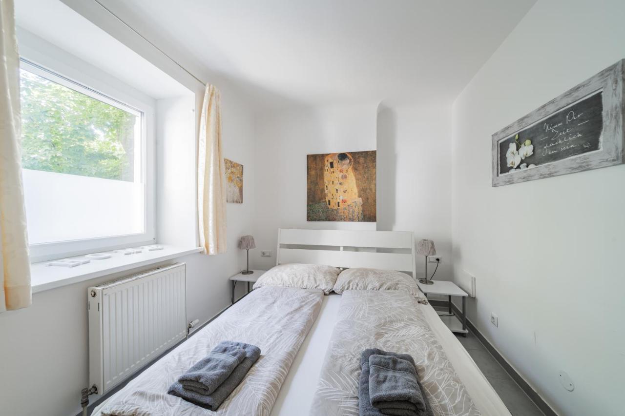 Modernes Appartement Nahe U-Bahn Und Schoenbrunn Wina Bagian luar foto